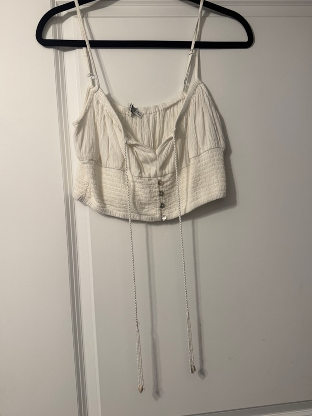 Pull & Bear White Tie-Front Crop Top (Size M) – Never Worn